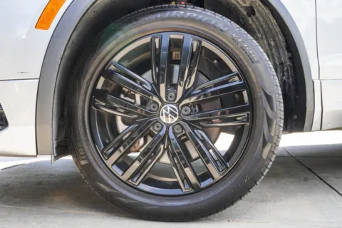 Photos of 2022 Volkswagen Tiguan 2.0T SE R-Line Black for sale in Macon, GA at Grand Infiniti of Macon