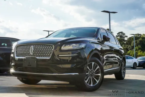 Black 2023 Lincoln Nautilus Reserve for sale in Macon, GA