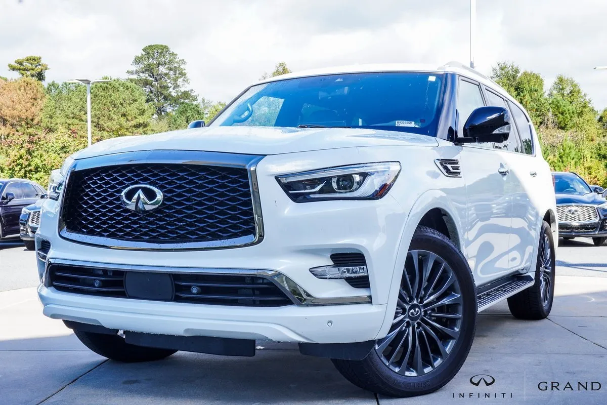 White 2024 INFINITI QX80 Sensory for sale in Macon, GA