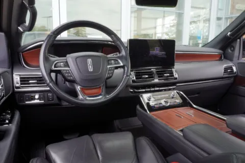 More photos of 2022 Lincoln Navigator L Reserve at Grand Infiniti of Macon, GA