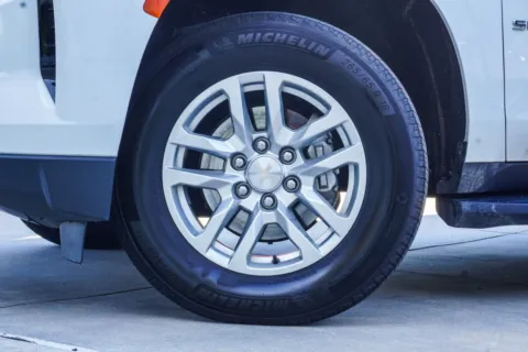 Photos of 2024 Chevrolet Suburban LT for sale in Macon, GA at Grand Infiniti of Macon