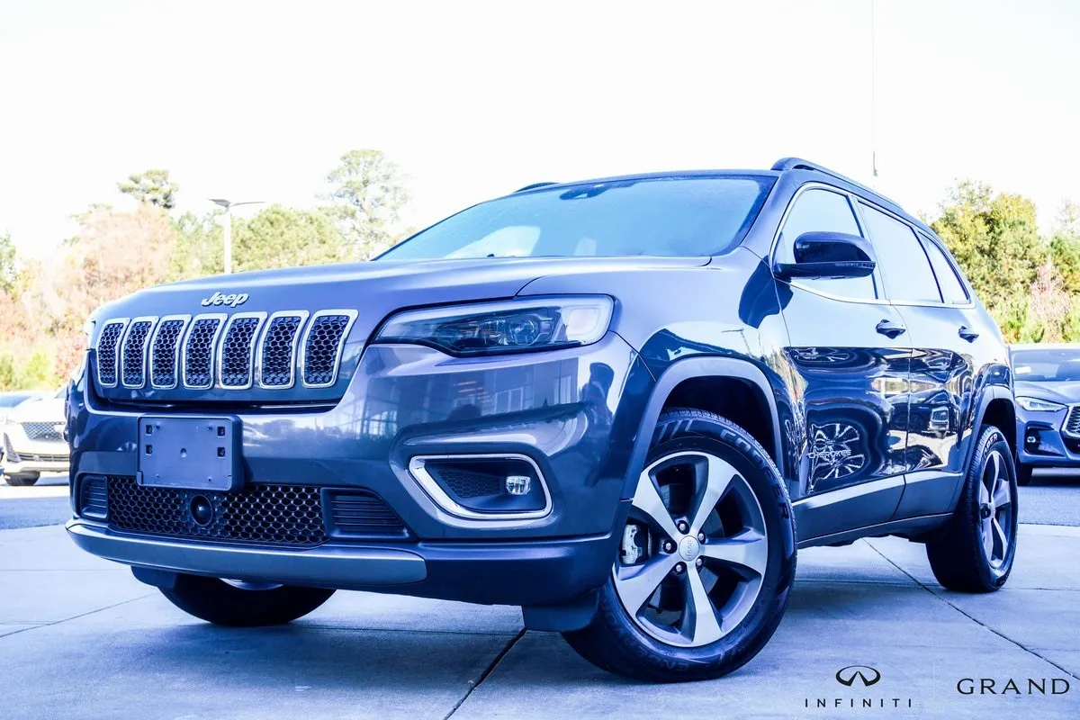 Gray 2022 Jeep Cherokee Limited for sale in Macon, GA