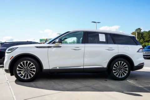 Another view of 2020 Lincoln Aviator Reserve for sale in Macon, GA at Grand Infiniti of Macon