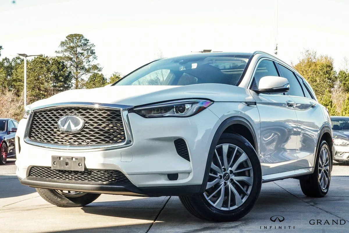 White 2023 INFINITI QX50 LUXE for sale in Macon, GA