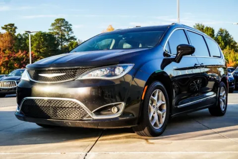 More photos of 2017 Chrysler Pacifica Touring L Plus at Grand Infiniti of Macon, GA