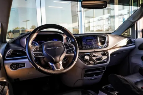 More photos of 2017 Chrysler Pacifica Touring L Plus at Grand Infiniti of Macon, GA