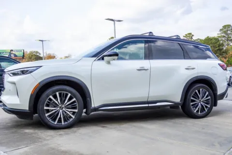 Another view of 2024 INFINITI QX60 Autograph for sale in Macon, GA at Grand Infiniti of Macon