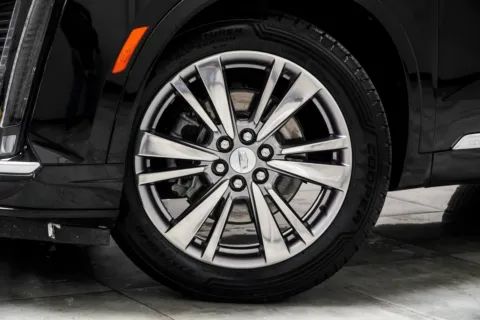 Another view of 2023 Cadillac XT6 Premium Luxury for sale in Kennesaw, GA at Carvilla