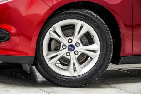 Another view of 2014 Ford Focus SE for sale in Kennesaw, GA at Carvilla