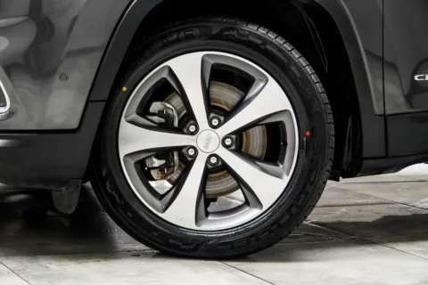 Another view of 2021 Jeep Cherokee Limited for sale in Kennesaw, GA at Carvilla