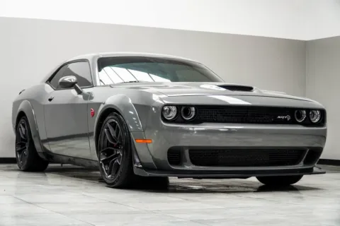 More photos of 2018 Dodge Challenger SRT Hellcat Widebody at Carvilla, GA