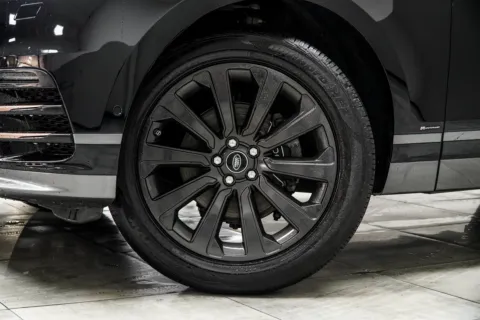 Another view of 2018 Land Rover Range Rover Velar SE R-Dynamic for sale in Kennesaw, GA at Carvilla