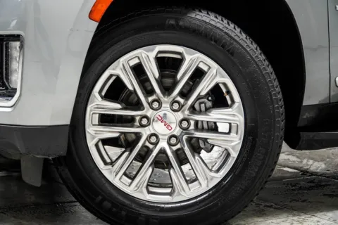 Another view of 2023 GMC Yukon XL SLT for sale in Kennesaw, GA at Carvilla