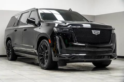 More photos of 2022 Cadillac Escalade ESV Sport at Carvilla, GA