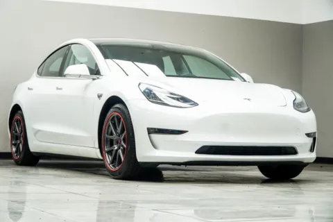 More photos of 2019 Tesla Model 3 Long Range at Carvilla, GA