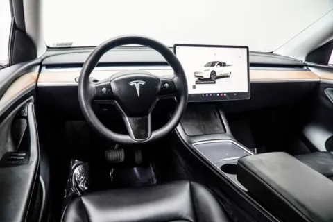 More photos of 2024 Tesla Model Y Long Range at Carvilla, GA