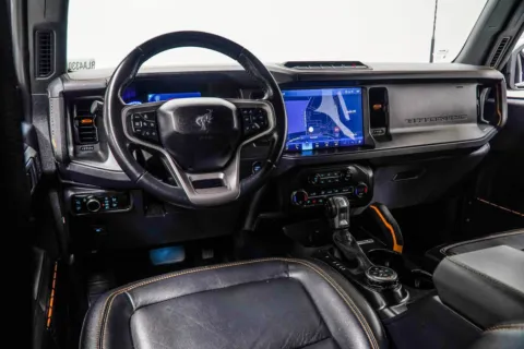 More photos of 2024 Ford Bronco Badlands at Carvilla, GA