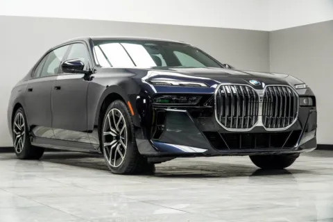 More photos of 2023 BMW 7 Series 760i xDrive at Carvilla, GA