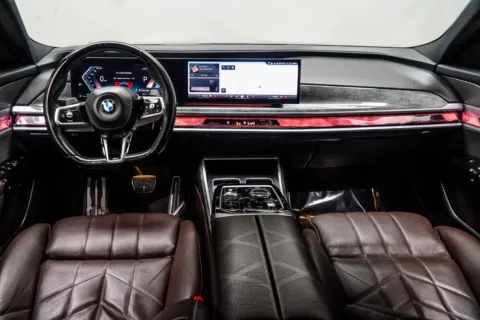 More photos of 2023 BMW 7 Series 760i xDrive at Carvilla, GA