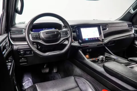 More photos of 2024 Jeep Wagoneer L Series II at Carvilla, GA