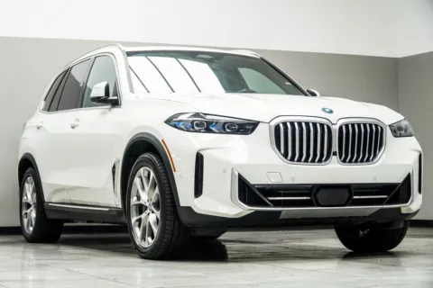 More photos of 2025 BMW X5 xDrive50e at Carvilla, GA
