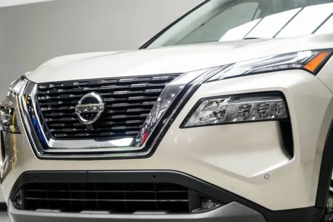 Photos of 2021 Nissan Rogue SL for sale in Kennesaw, GA at Carvilla