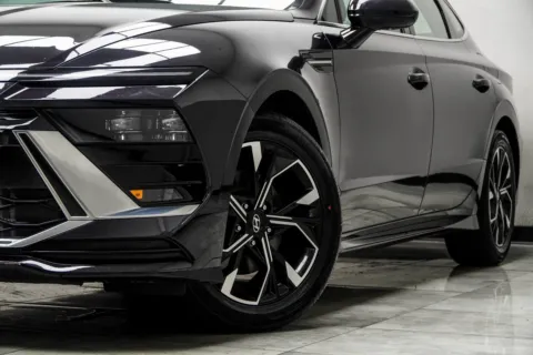 Another view of 2024 Hyundai Sonata SEL for sale in Kennesaw, GA at Carvilla