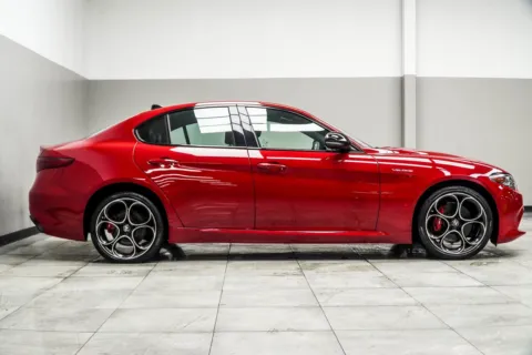 More photos of 2022 Alfa Romeo Giulia Veloce at Carvilla, GA