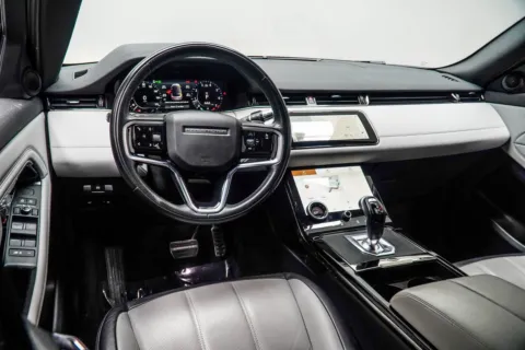 More photos of 2022 Land Rover Range Rover Evoque R-Dynamic SE at Carvilla, GA