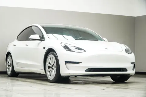 More photos of 2021 Tesla Model 3 Standard Range Plus at Carvilla, GA