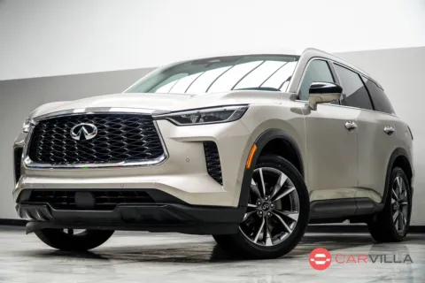 Silver 2023 INFINITI QX60 LUXE for sale in Kennesaw, GA