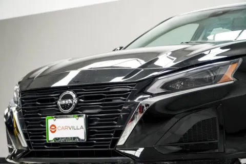 Photos of 2023 Nissan Altima 2.5 SL for sale in Kennesaw, GA at Carvilla