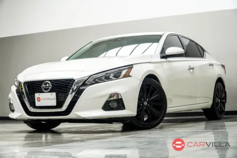 White 2022 Nissan Altima 2.5 Platinum for sale in Kennesaw, GA