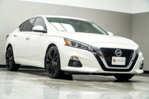 More photos of 2022 Nissan Altima 2.5 Platinum at Carvilla, GA