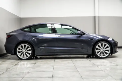 More photos of 2021 Tesla Model 3 Standard Range Plus at Carvilla, GA