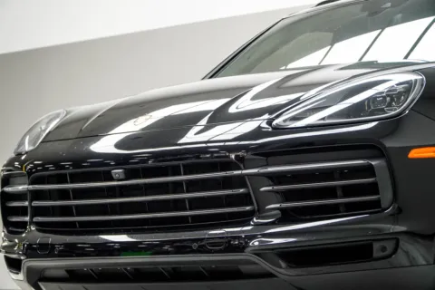 Photos of 2023 Porsche Cayenne Platinum Edition for sale in Kennesaw, GA at Carvilla