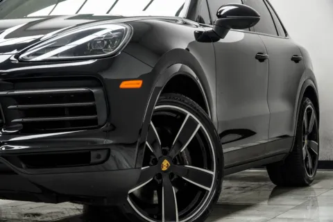 Another view of 2023 Porsche Cayenne Platinum Edition for sale in Kennesaw, GA at Carvilla