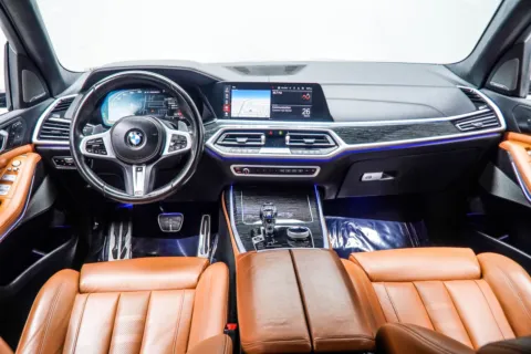 More photos of 2022 BMW X7 M50i at Carvilla, GA