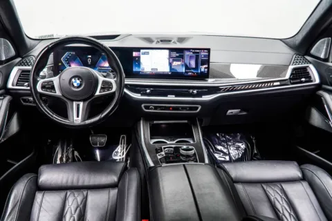 More photos of 2023 BMW X7 M60i at Carvilla, GA