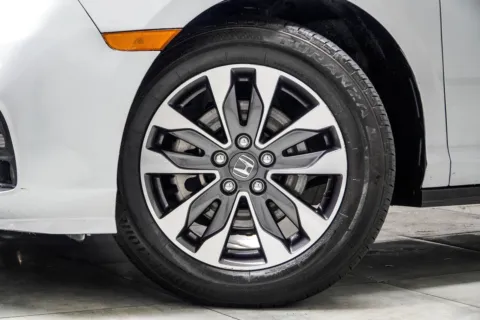 Another view of 2024 Honda Odyssey EX-L for sale in Kennesaw, GA at Carvilla