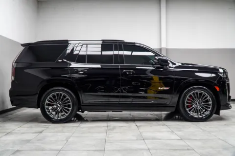 More photos of 2023 Cadillac Escalade V-Series at Carvilla, GA