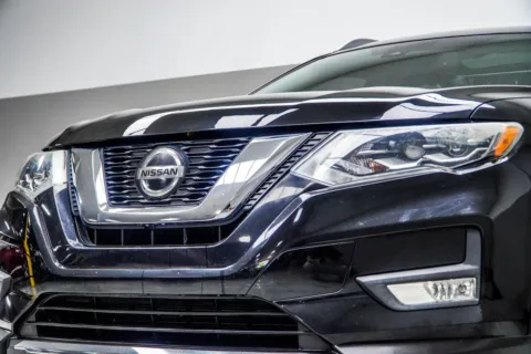 Photos of 2018 Nissan Rogue SL for sale in Kennesaw, GA at Carvilla