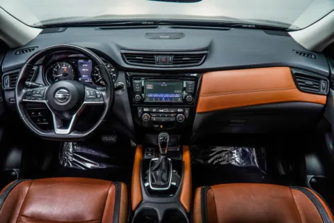 More photos of 2018 Nissan Rogue SL at Carvilla, GA