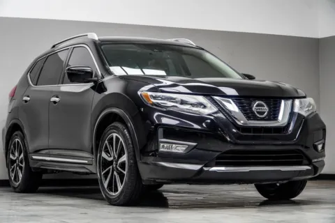 More photos of 2018 Nissan Rogue SL at Carvilla, GA