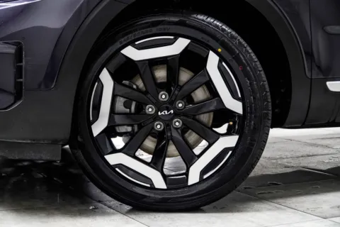 Photos of 2025 Kia Telluride S for sale in Kennesaw, GA at Carvilla