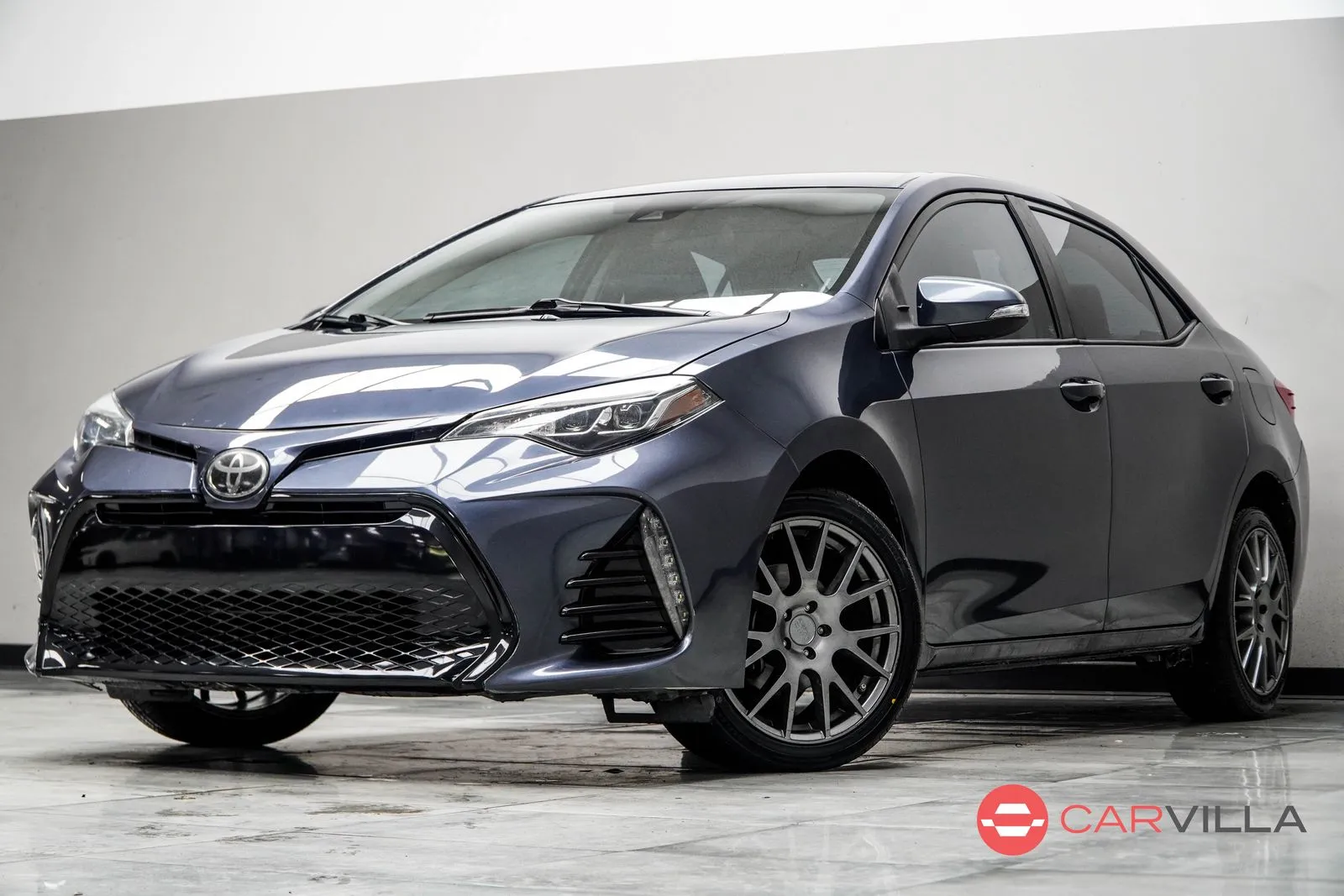 Gray 2018 Toyota Corolla SE for sale in Kennesaw, GA