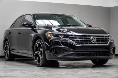 More photos of 2020 Volkswagen Passat 2.0T R-Line at Carvilla, GA