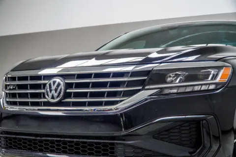 Photos of 2020 Volkswagen Passat 2.0T R-Line for sale in Kennesaw, GA at Carvilla