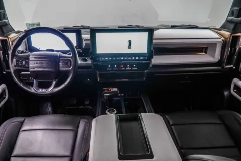 More photos of 2025 GMC Hummer EV Pickup 3X at Carvilla, GA