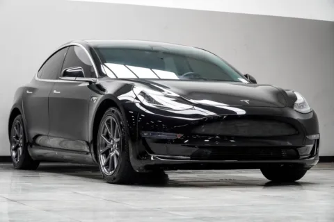 More photos of 2020 Tesla Model 3 Long Range at Carvilla, GA
